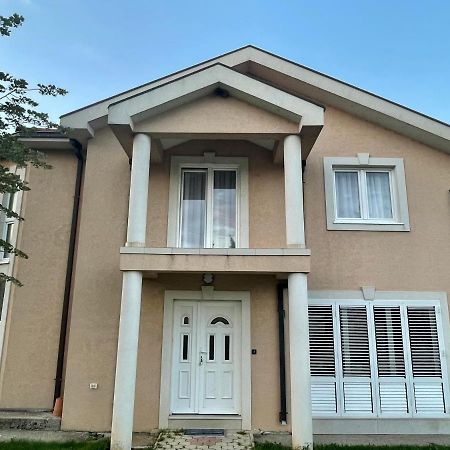 Hotel Royal Garden Nikšić Exterior foto