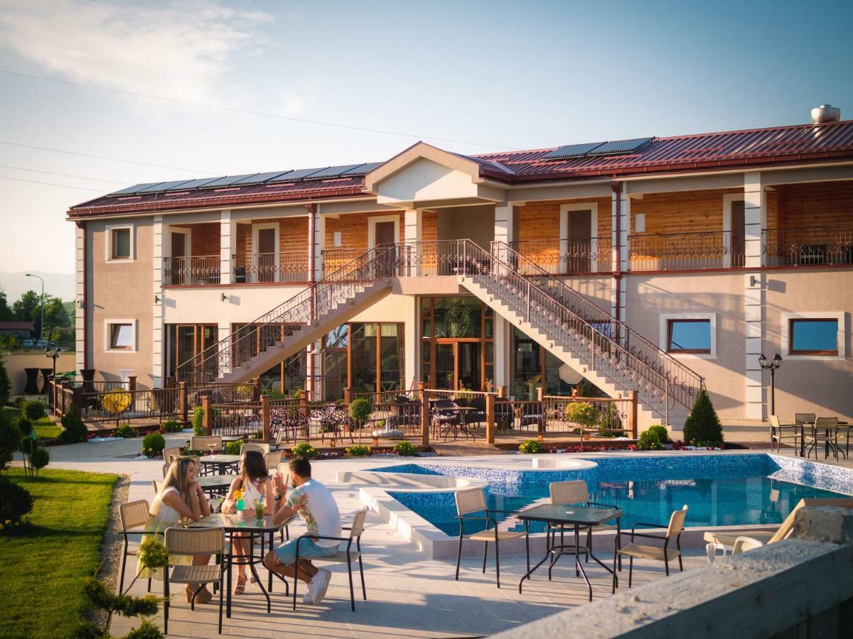 Hotel Royal Garden Nikšić Exterior foto